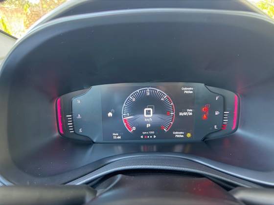 FIAT TORO 2.2 TURBO DIESEL VOLCANO 4WD AT9 FIAT TORO 2.2 TURBO DIESEL VOLCANO 4WD AT9